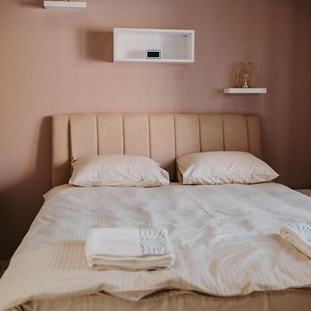 Prenociste Park Bed & Breakfast Modrica Exterior photo